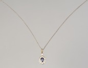 PENDANT NECKLACE WITH A SAPPHIRE []