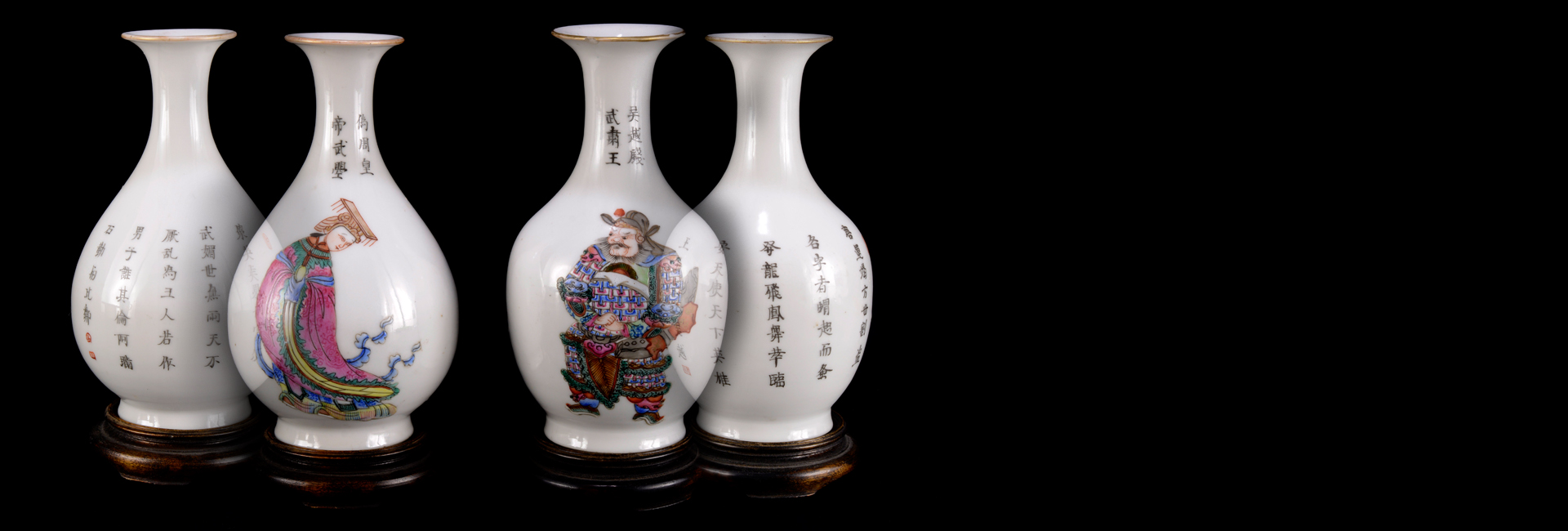 China, Republic of China period (1920-1930) [A PAIR OF VASES]
